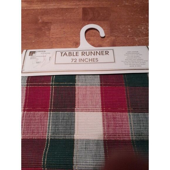 Vintage Christmas Linens Lot Table Runner Napkin Placemat 24 Pieces - Picture 11 of 13